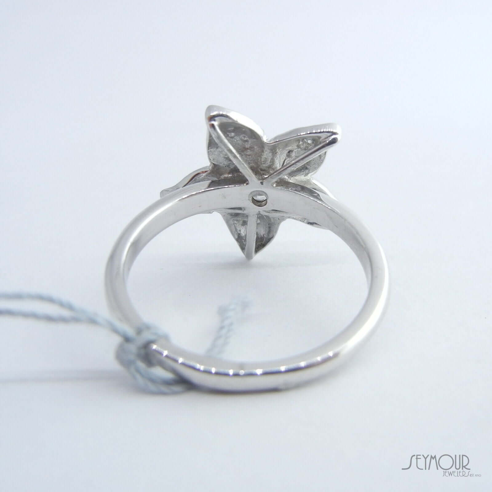 1.02ctw Diamond VS2/H w/ Micro Pave Starfish Flower 18K White Gold Ring - Image 7