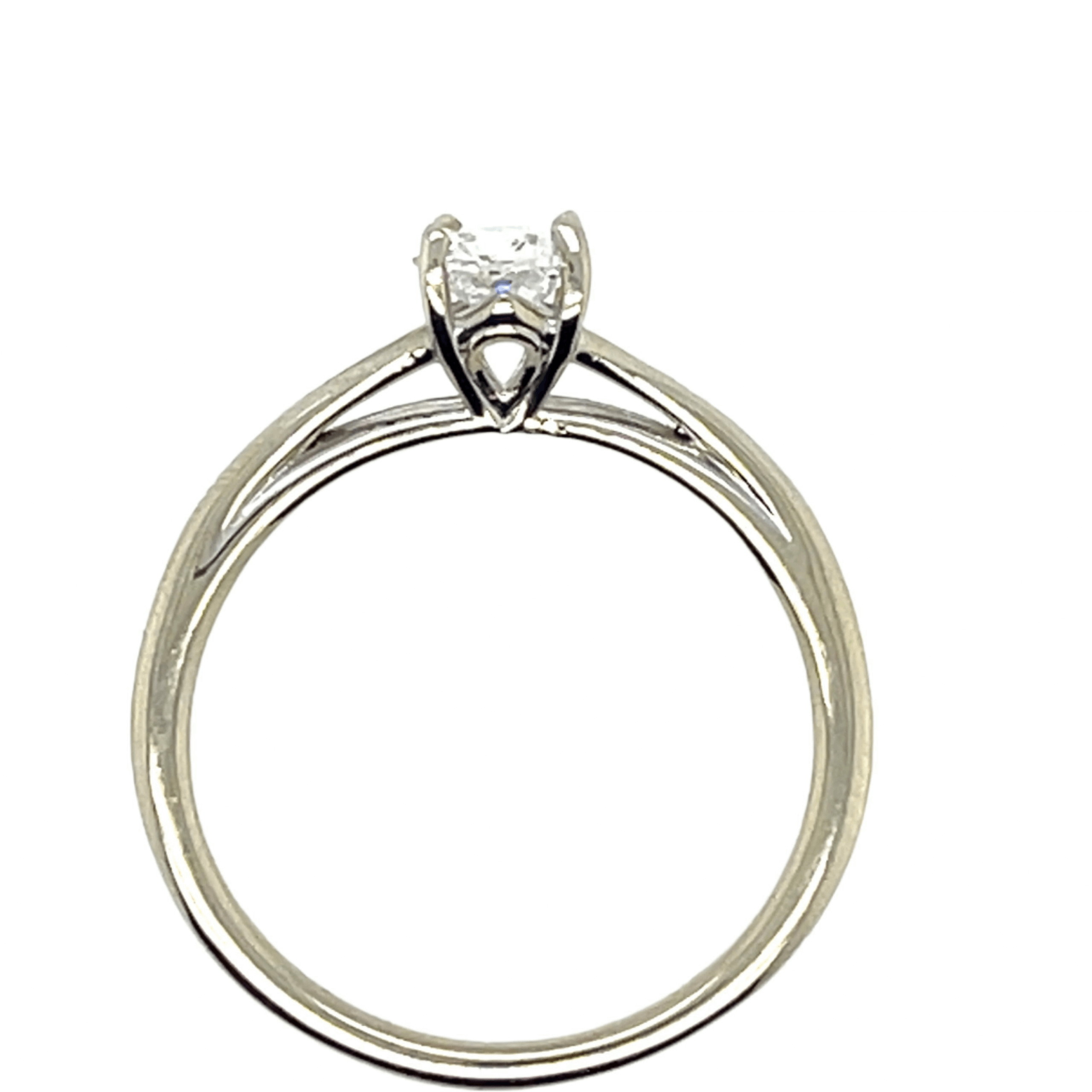 0.62ct Oval Cut Diamond solitaire Ring - Image 3