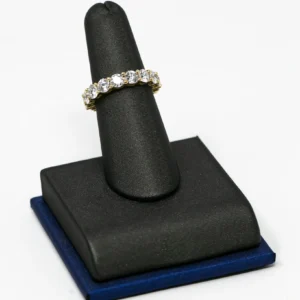 Eternity Lab Diamond in Yellow Gold