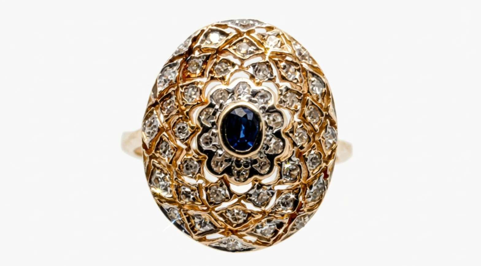 Sapphire and Diamond Ring in Yellow Gold