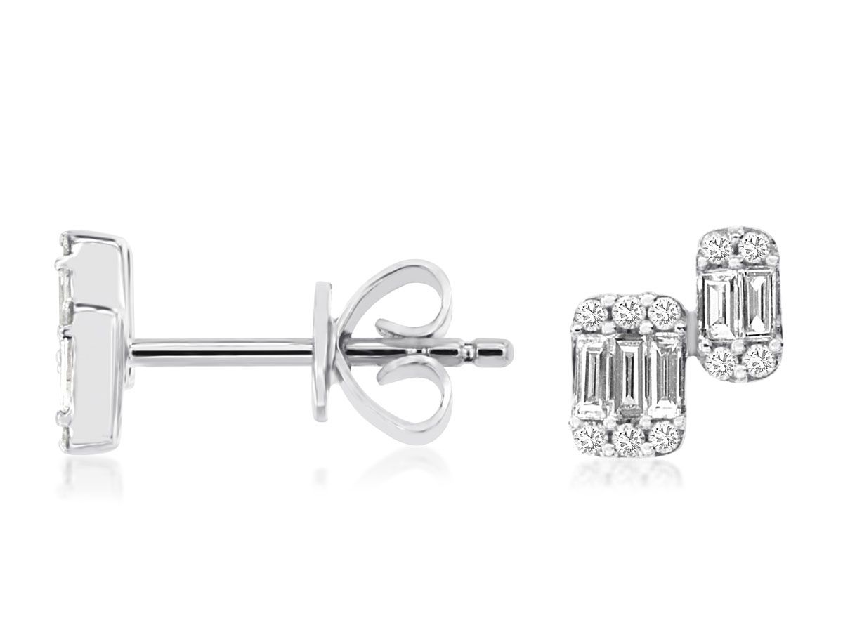 Bagett & Round Diamond in White Gold