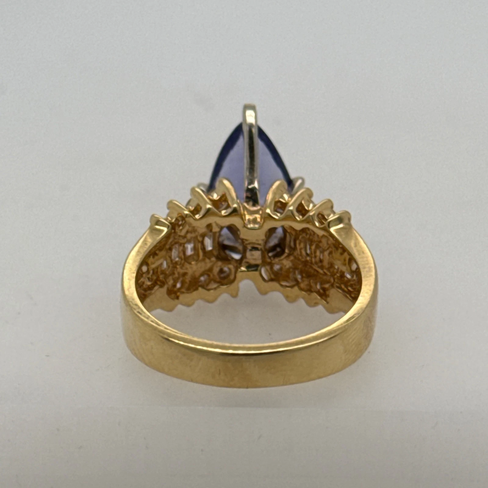 Tanzanite Ring in Yellow Gold