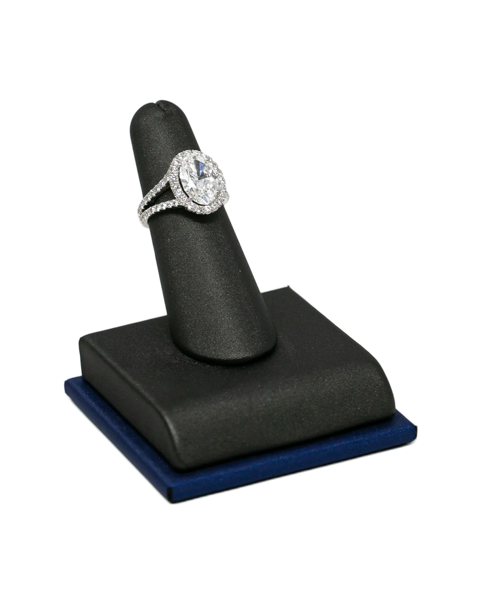 Oval Lab Diamond in White Gold