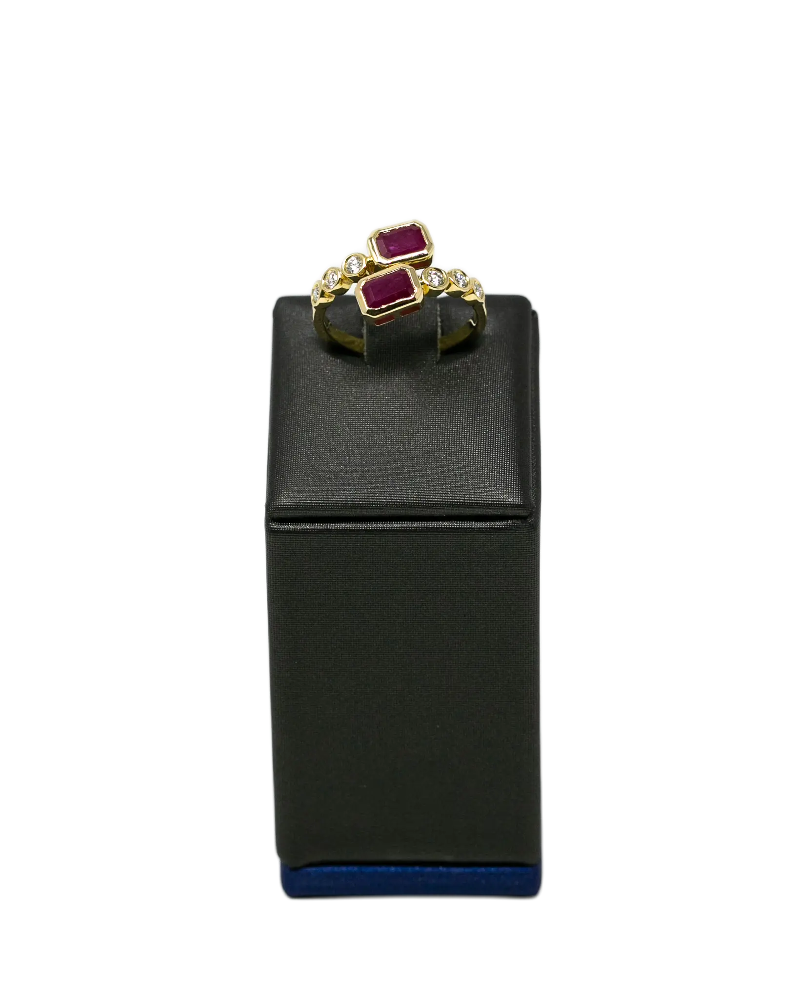 Ruby & Diamond in Yellow Gold