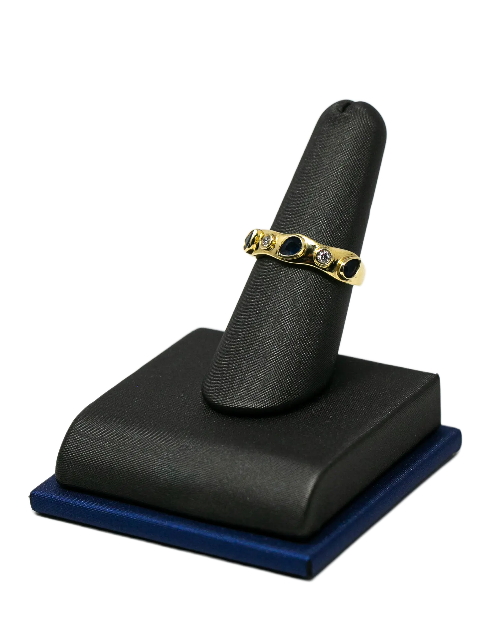 Pear - Round Shape Sapphire  Diamond in Yellow Gold