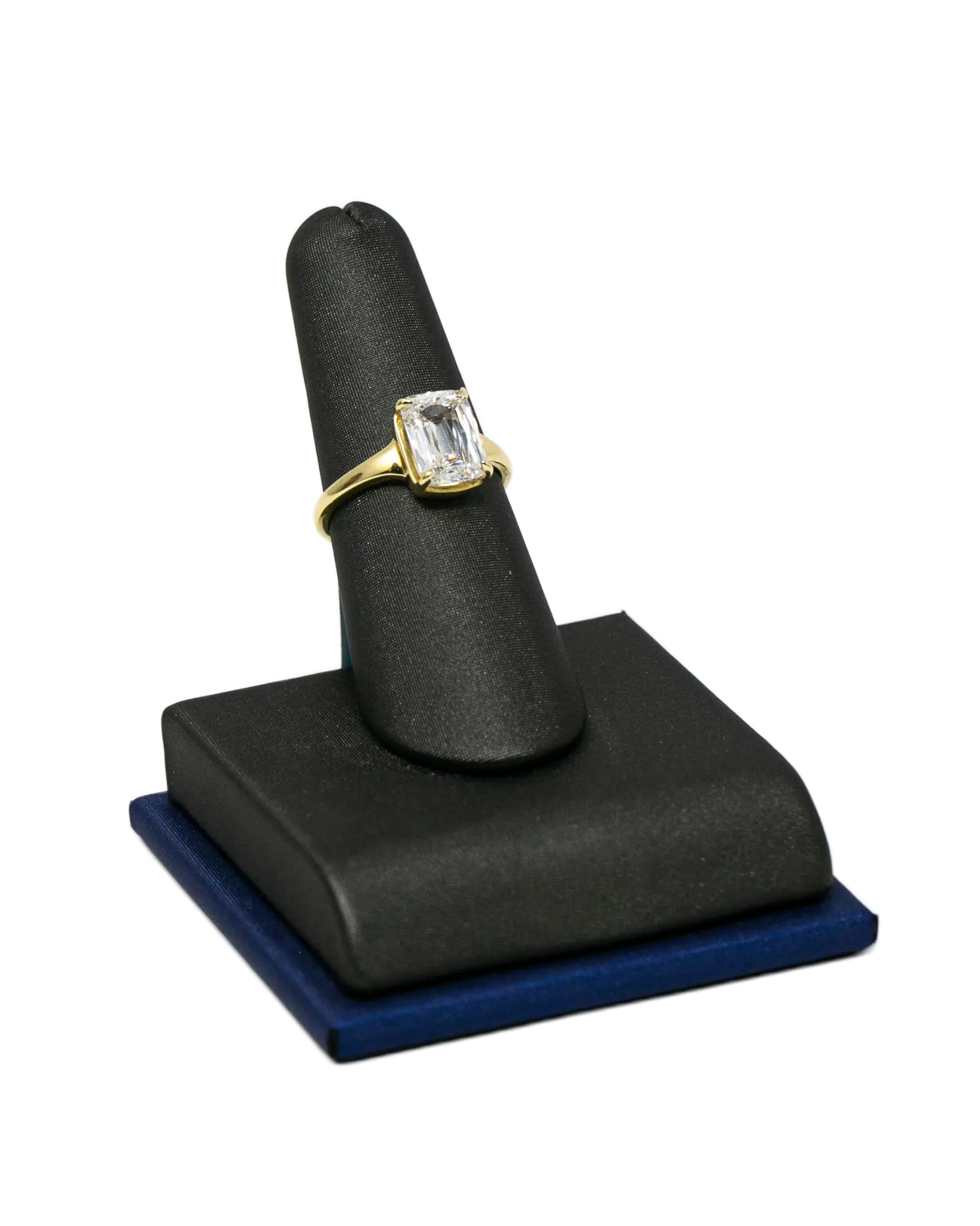 Radion Cut Lab Diamond in Yellow Gold