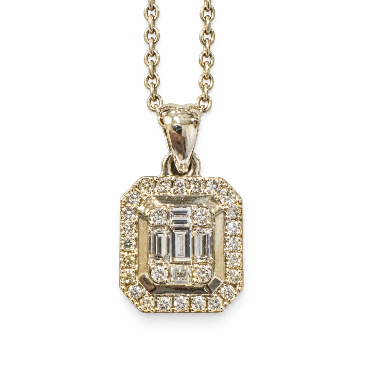 Vintage Inspired Diamond in White Gold